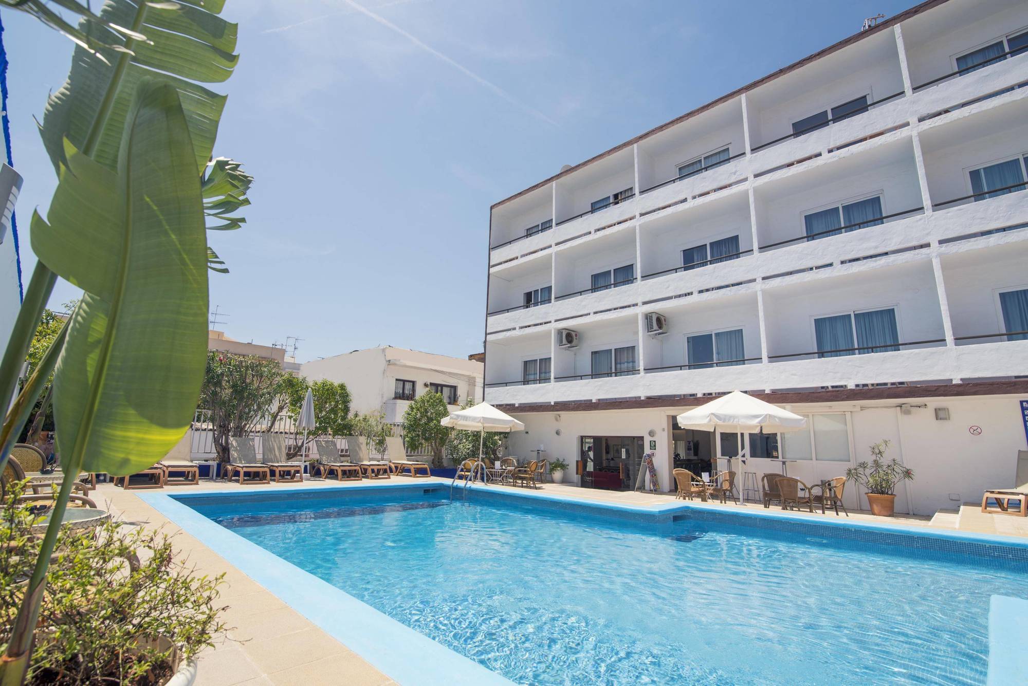 Azuline Hotel Mediterraneo Santa Eulària des Riu Extérieur photo